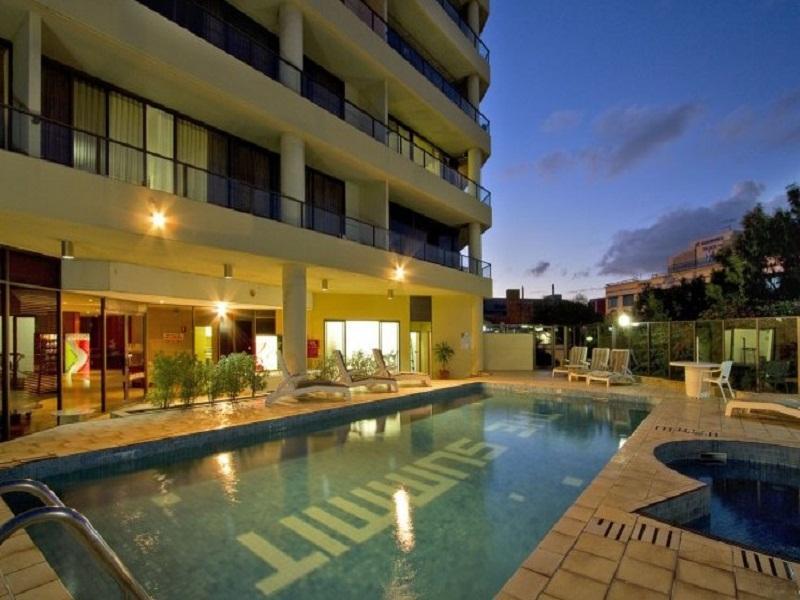 בריסביין Summit Apartments מראה חיצוני תמונה