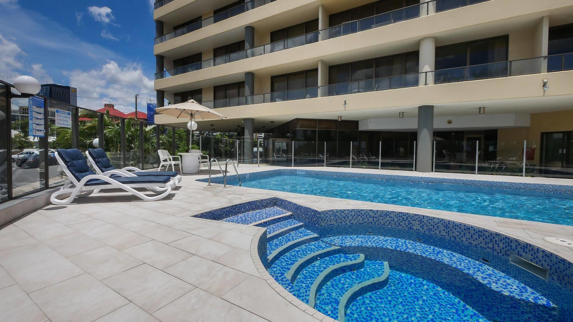 בריסביין Summit Apartments מראה חיצוני תמונה