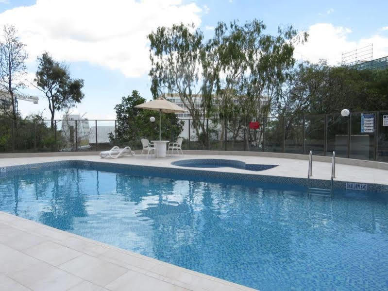 בריסביין Summit Apartments מראה חיצוני תמונה